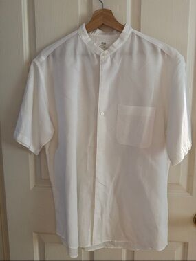 Uniqlo White Short-Sleeve Band Collar Button-Down Shirt